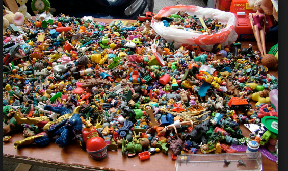 Riciclare vecchi giocattoli: idee semplici e meravigliosamente sostenibili