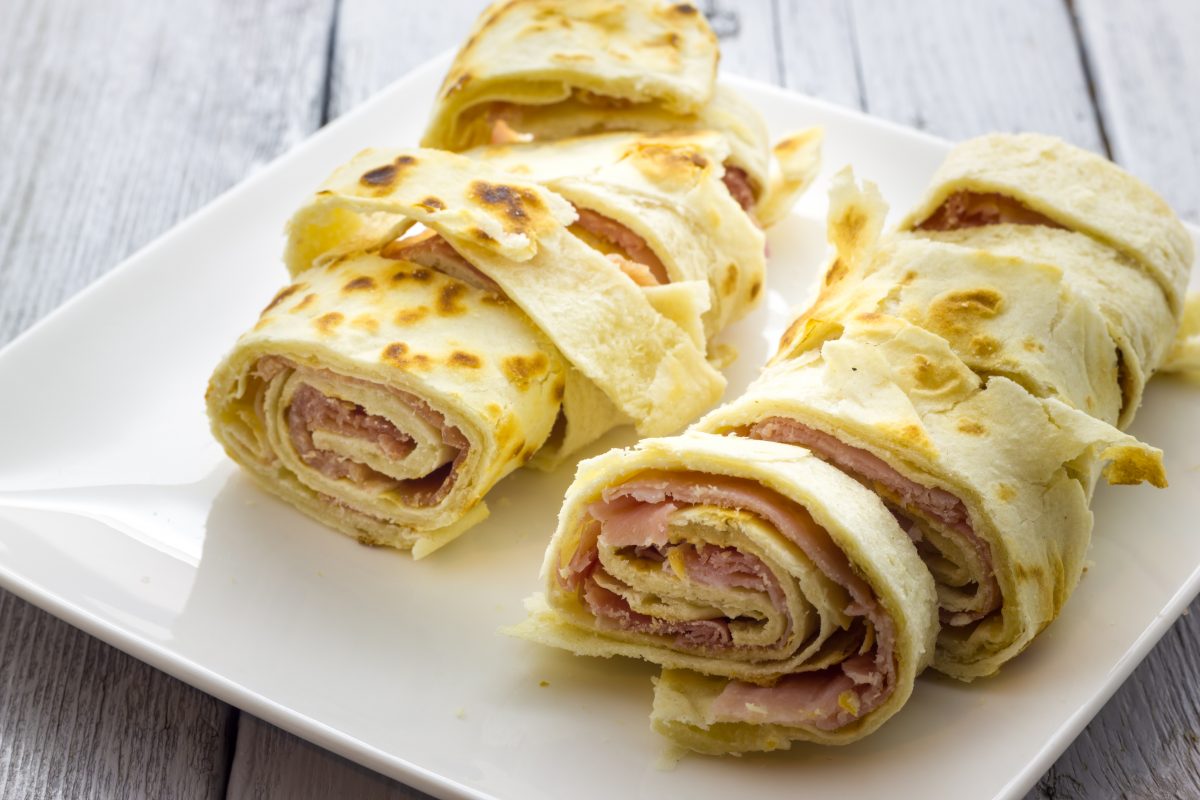 piadina fatta in casa senza AdobeStock 70739359