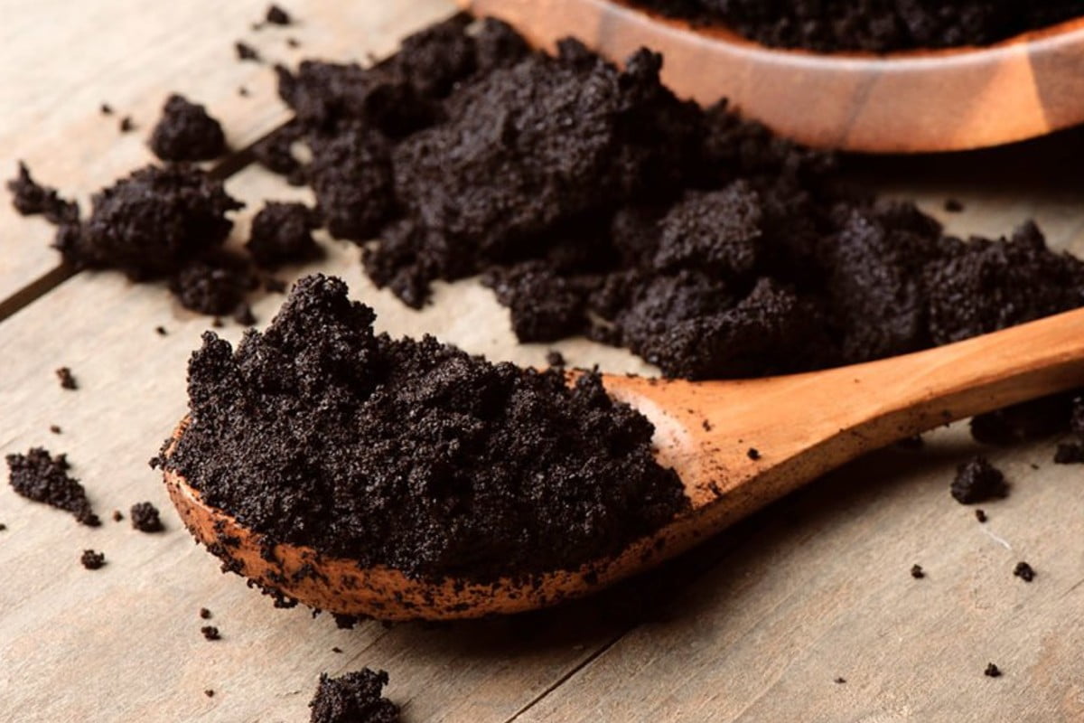 10 modi strani e utili fondi del caffe