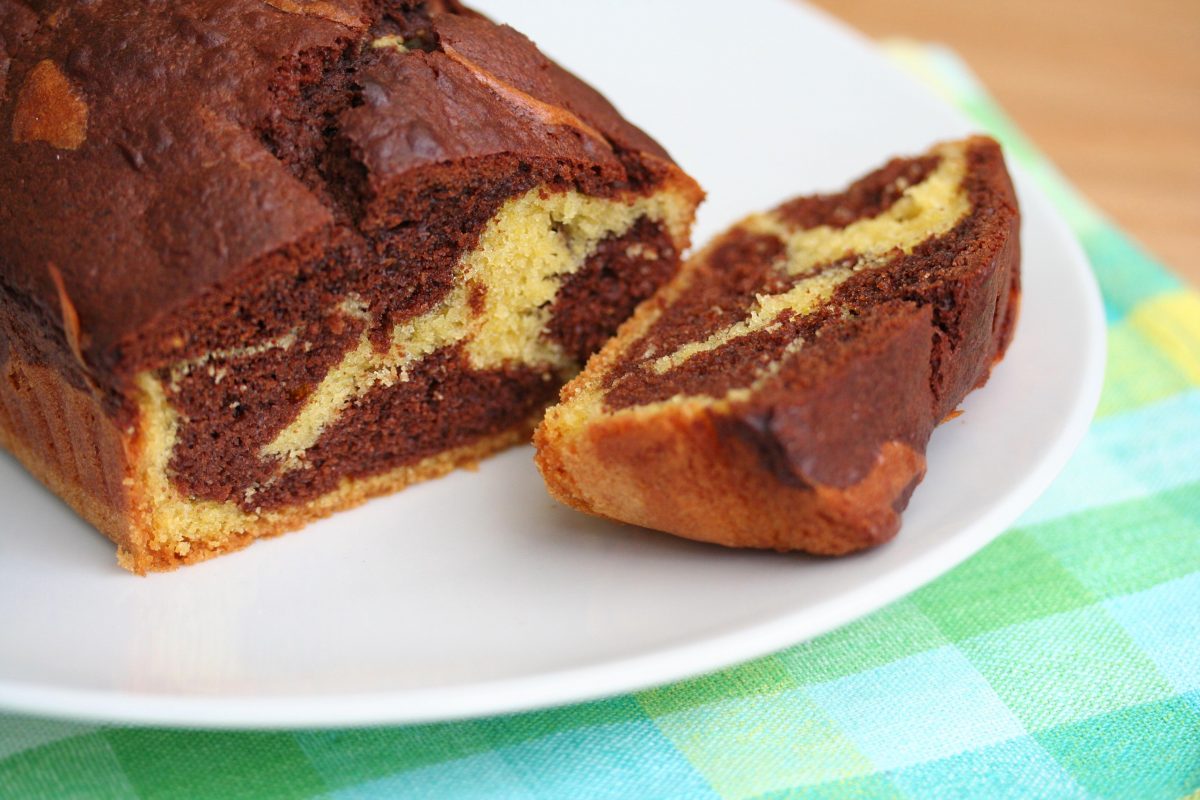 il plumcake bicolore al formaggio AdobeStock 57701621