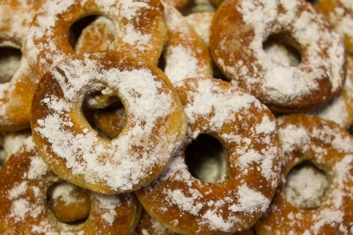 ciambelle di ricotta e limone AdobeStock 234065526