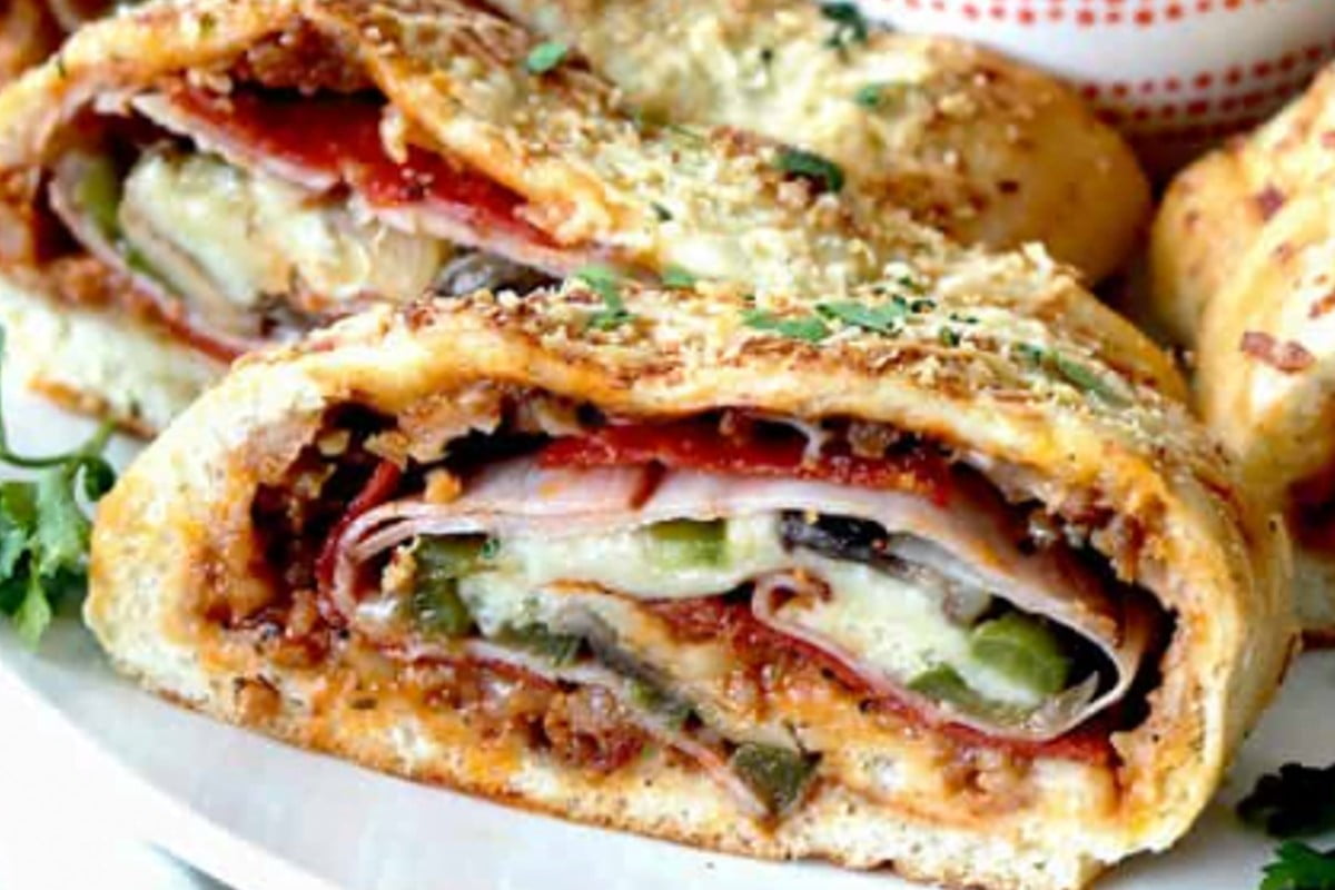 pizza stromboli il rotolo piu pizza stromboli