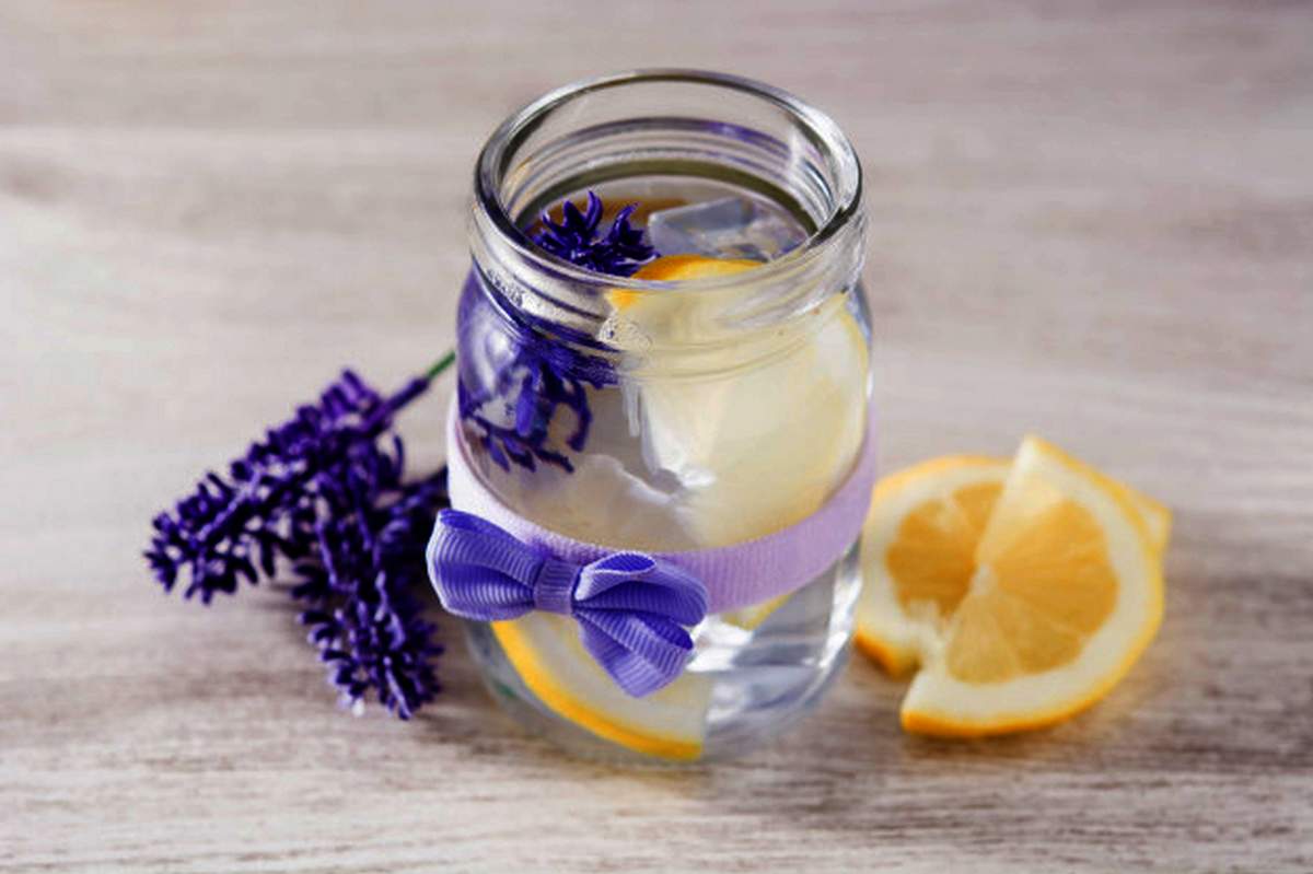 limonata alla lavanda