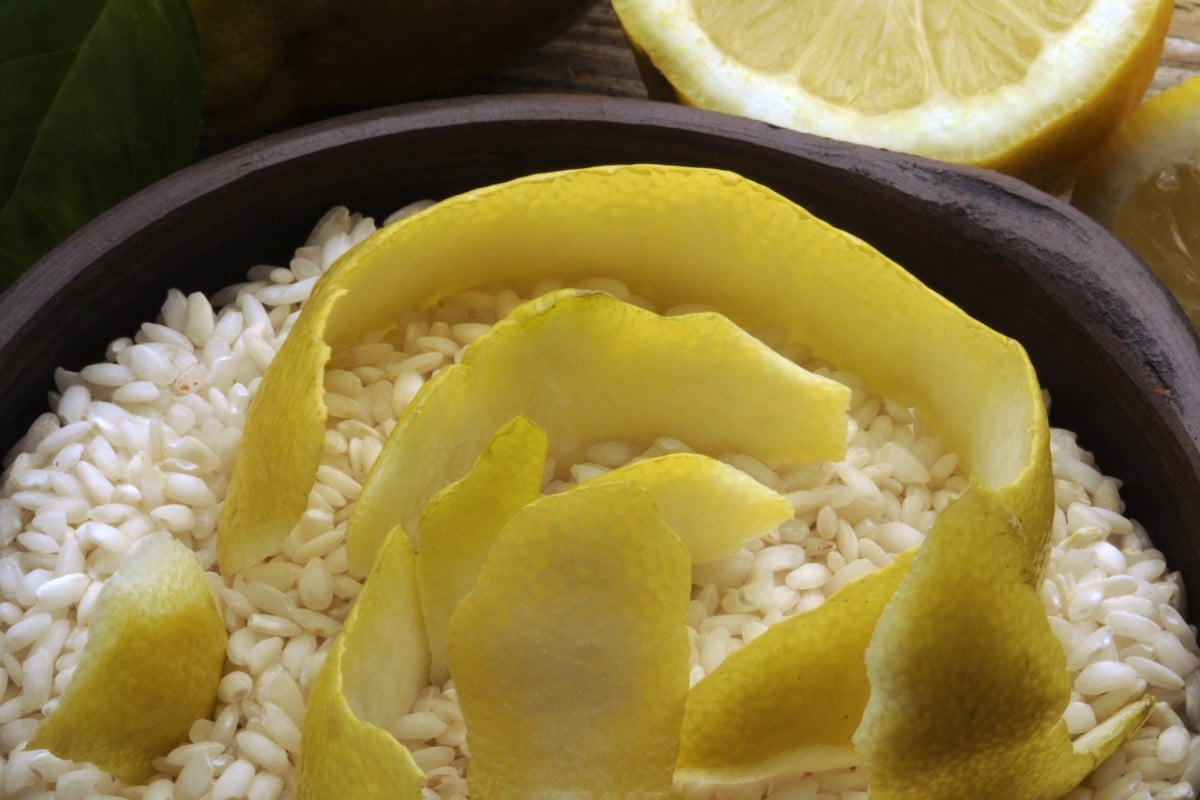 non gettate le bucce di bucce di limone