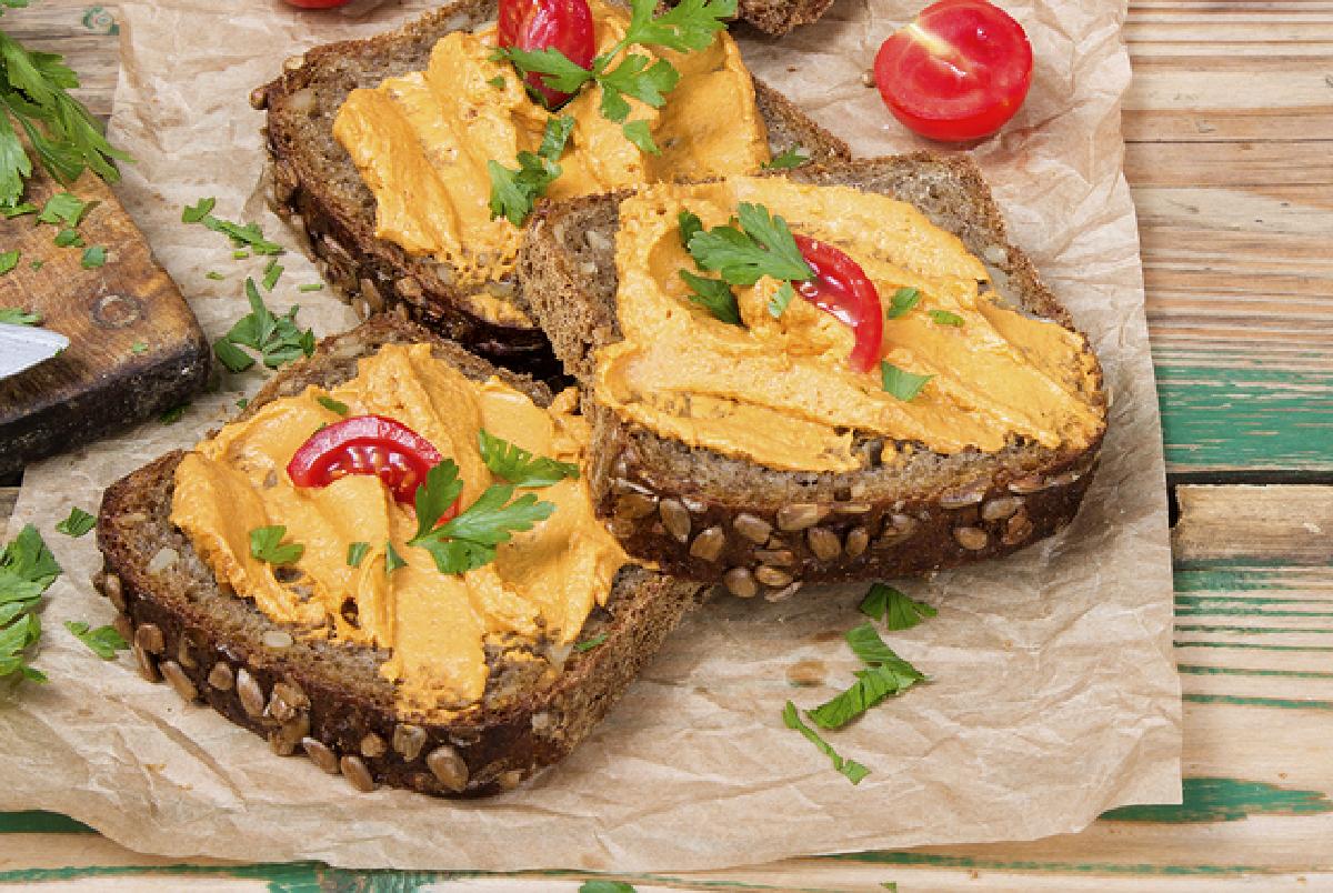 crostini di paté di ceci