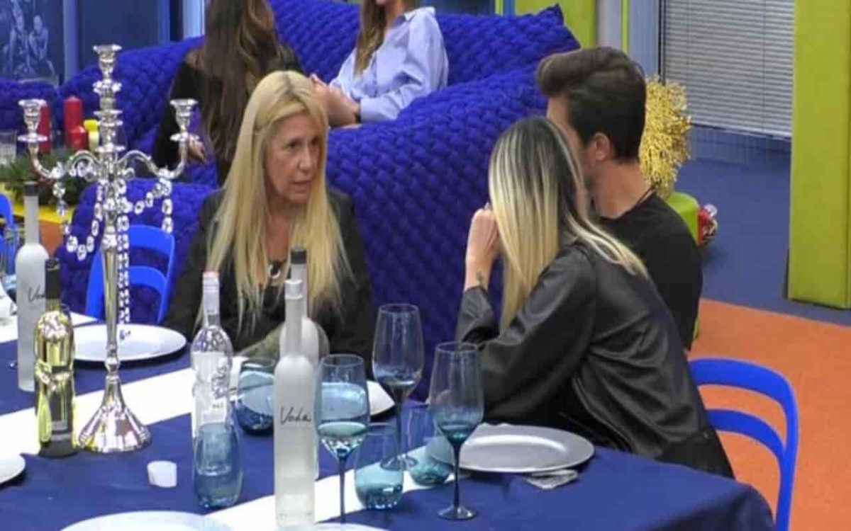 gf vip maria teresa ruta e andrea zelletta si confidano riguardo la loro esperienza maria teresa ruta verita samantha de grenet min