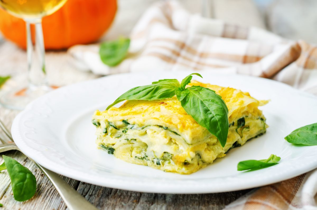 lasagne zucchine e fiocchi di AdobeStock 89240716