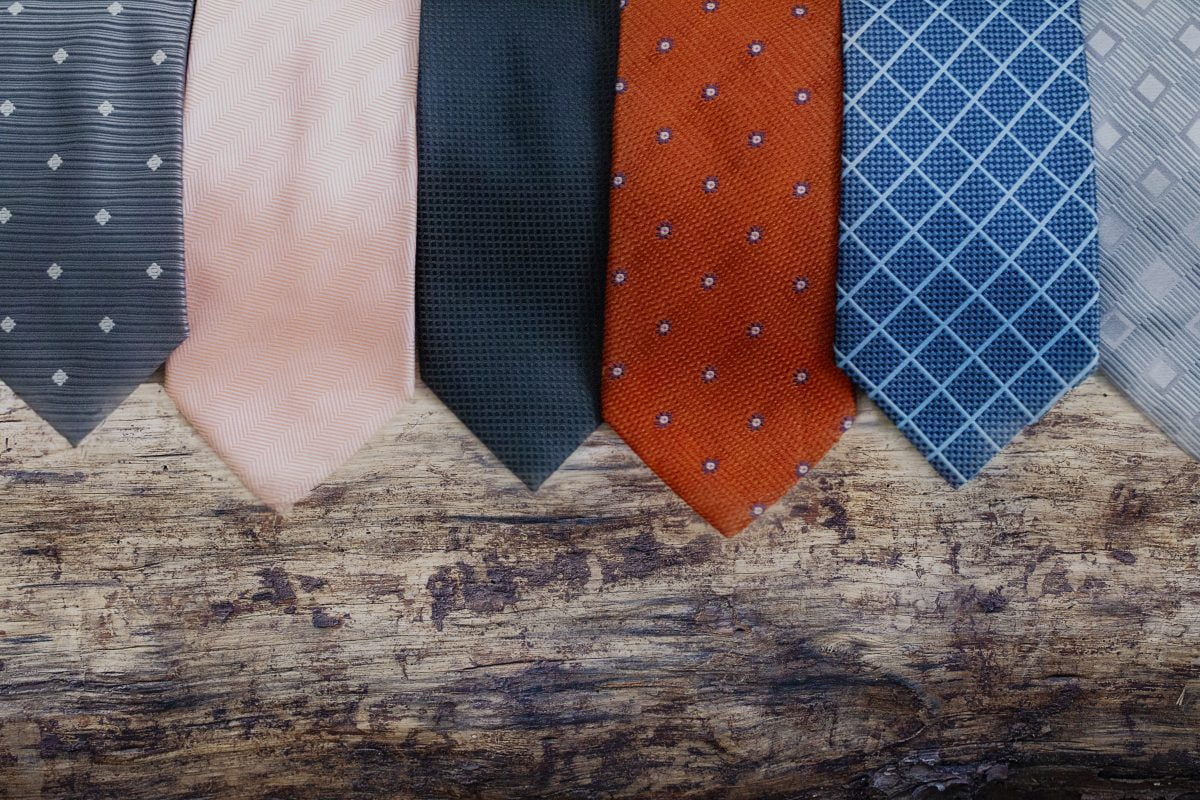lavoretti con le cravatte tante AdobeStock 347609212