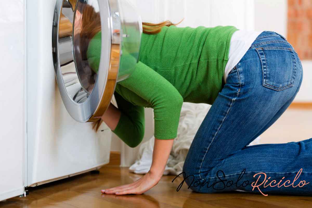 come fare la lavatrice in housekeeper with washing machine 79405 12167