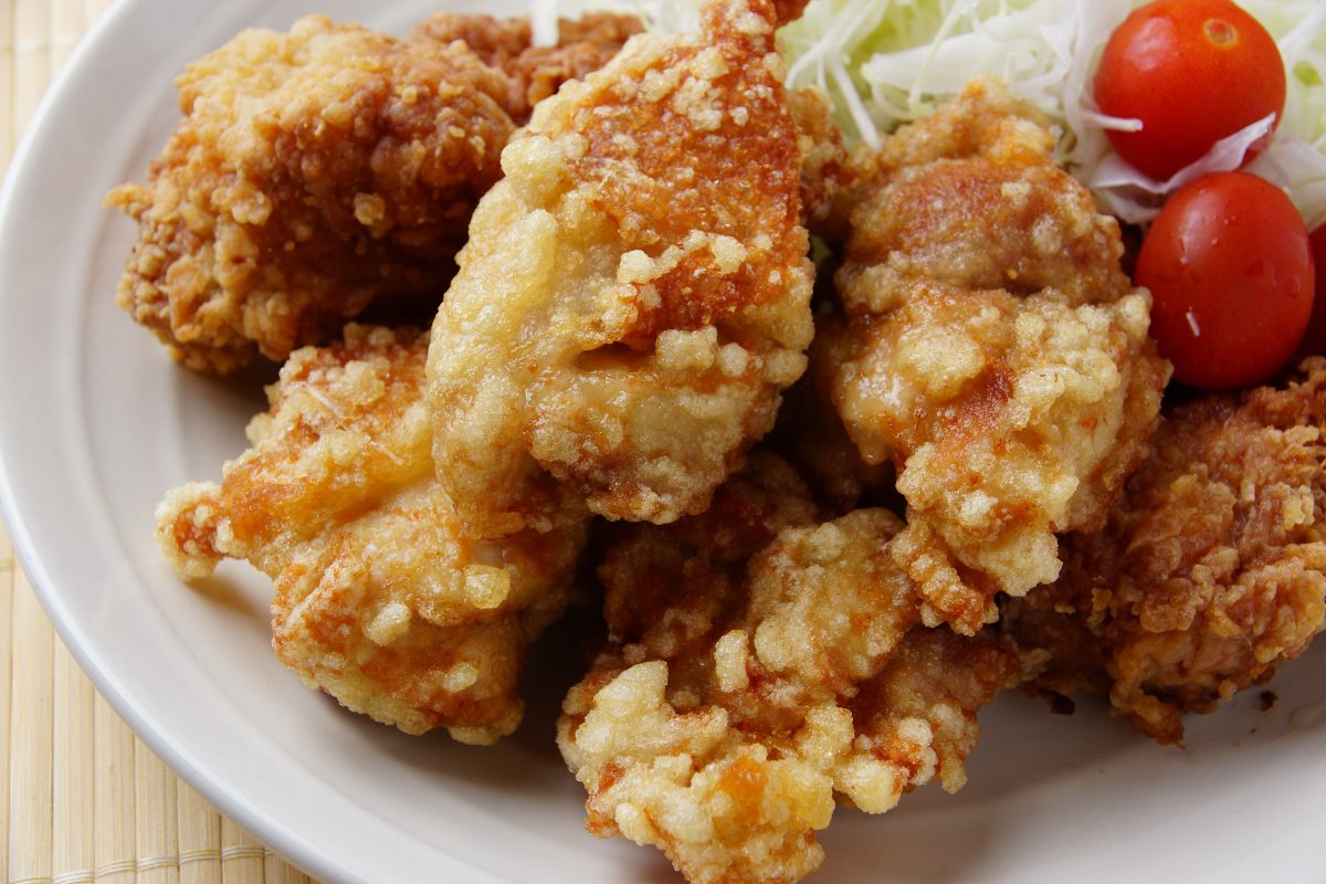 il pollo fritto kfc style AdobeStock 299678072