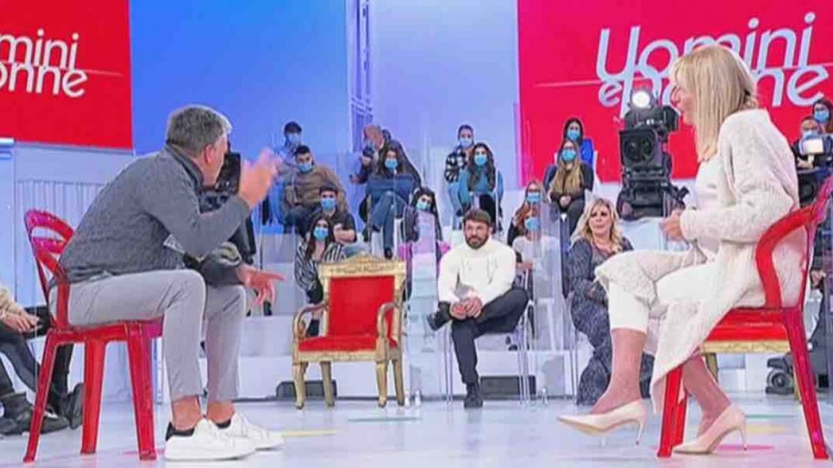 uomini e donne anticipazioni 28 maurizio gemma e tina uomini e donne 1280x720 1