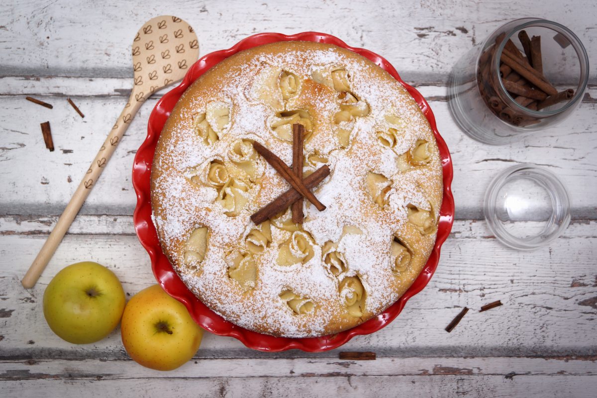 la sofficissima torta di mele AdobeStock 100517390
