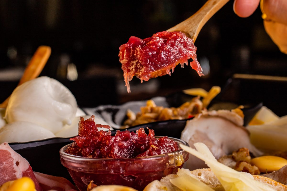 marmellata di cipolle la ricetta AdobeStock 369426523