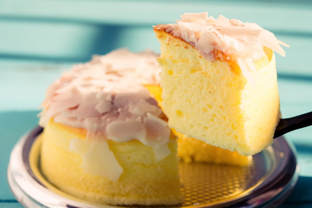 torta degli angeli il dolce AdobeStock 310115652