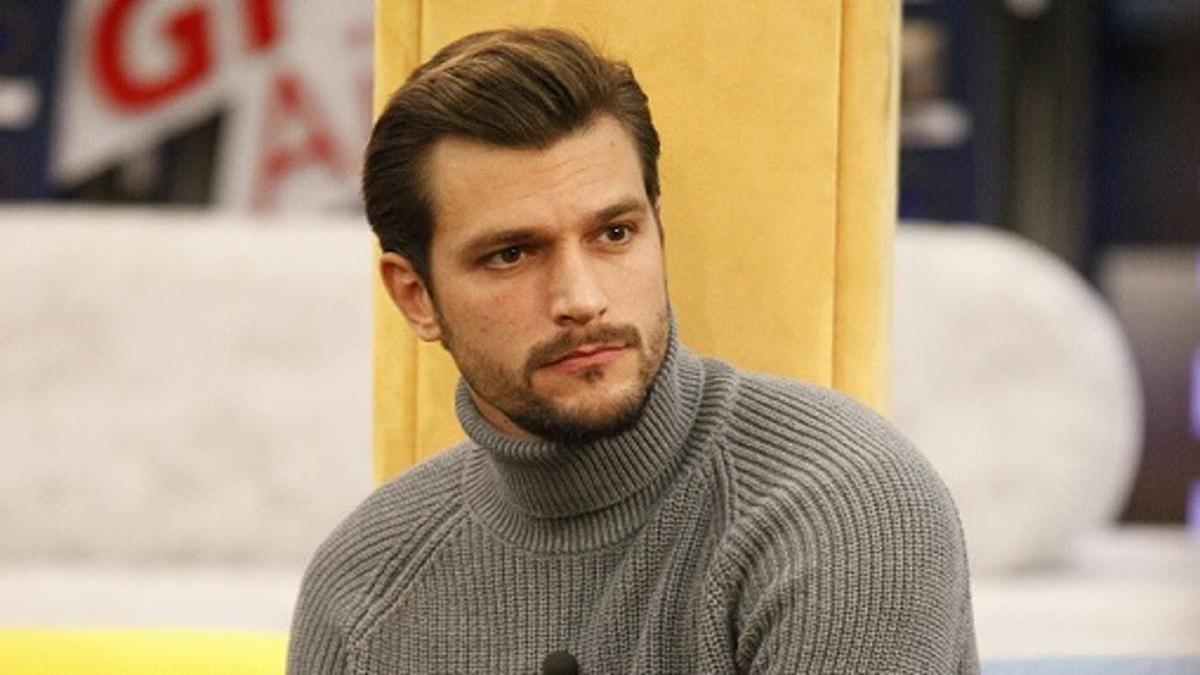 andrea zelletta riguardo a maria gf vip concorrente turbati dal nuovo allungamento zelletta non esiste me ne vado 2570884