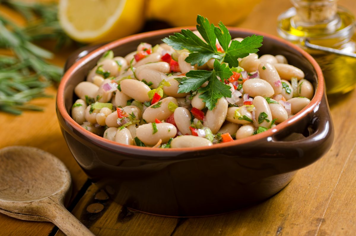 fagioli cannellini in pinzimonio il AdobeStock 46291256