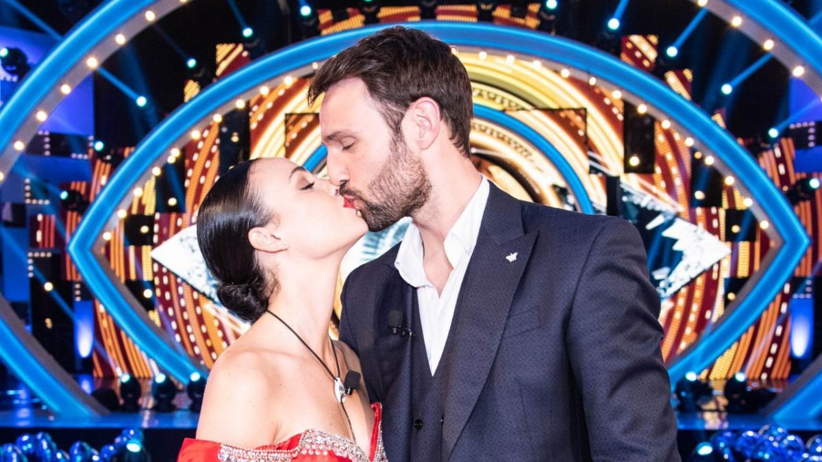 gf vip andrea zenga parla gf vip andrea zenga sul rapporto con adua sono un poco cottarello 2592056