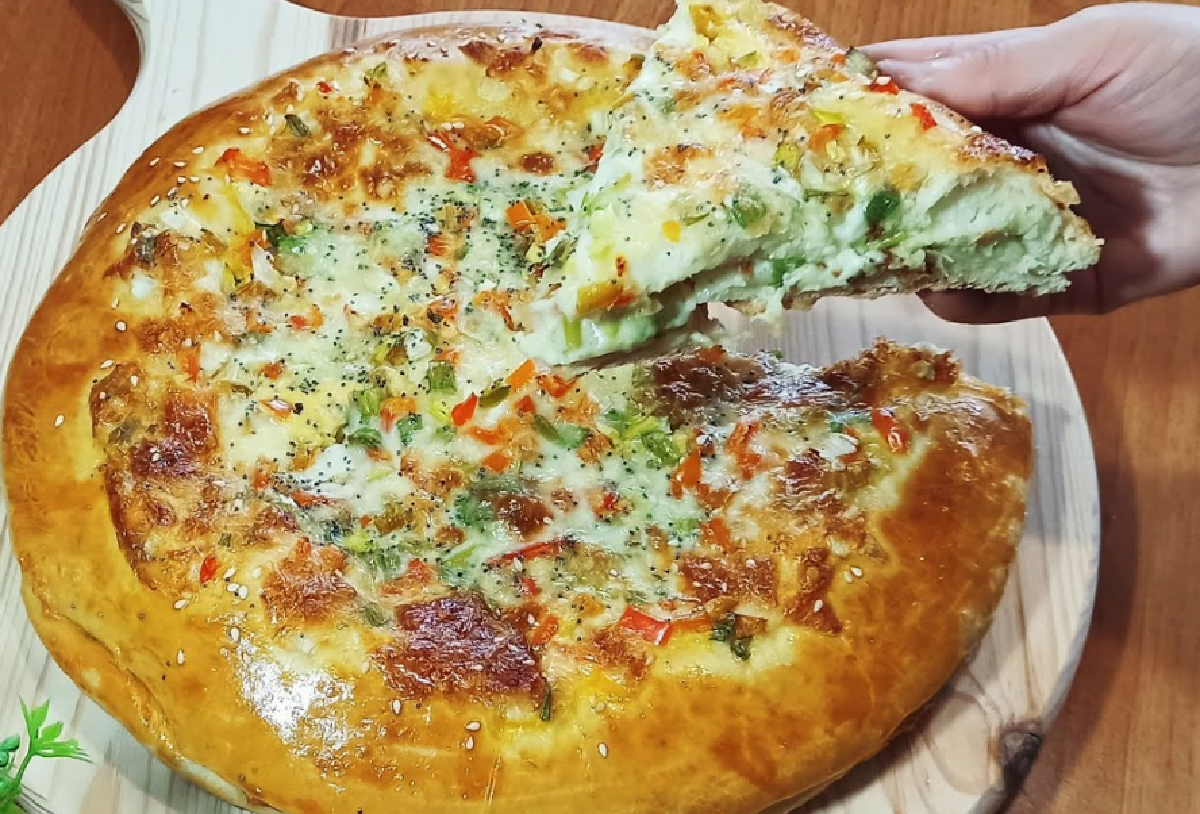 la pizza ai peperoni e pizza ai peperoni e formaggio