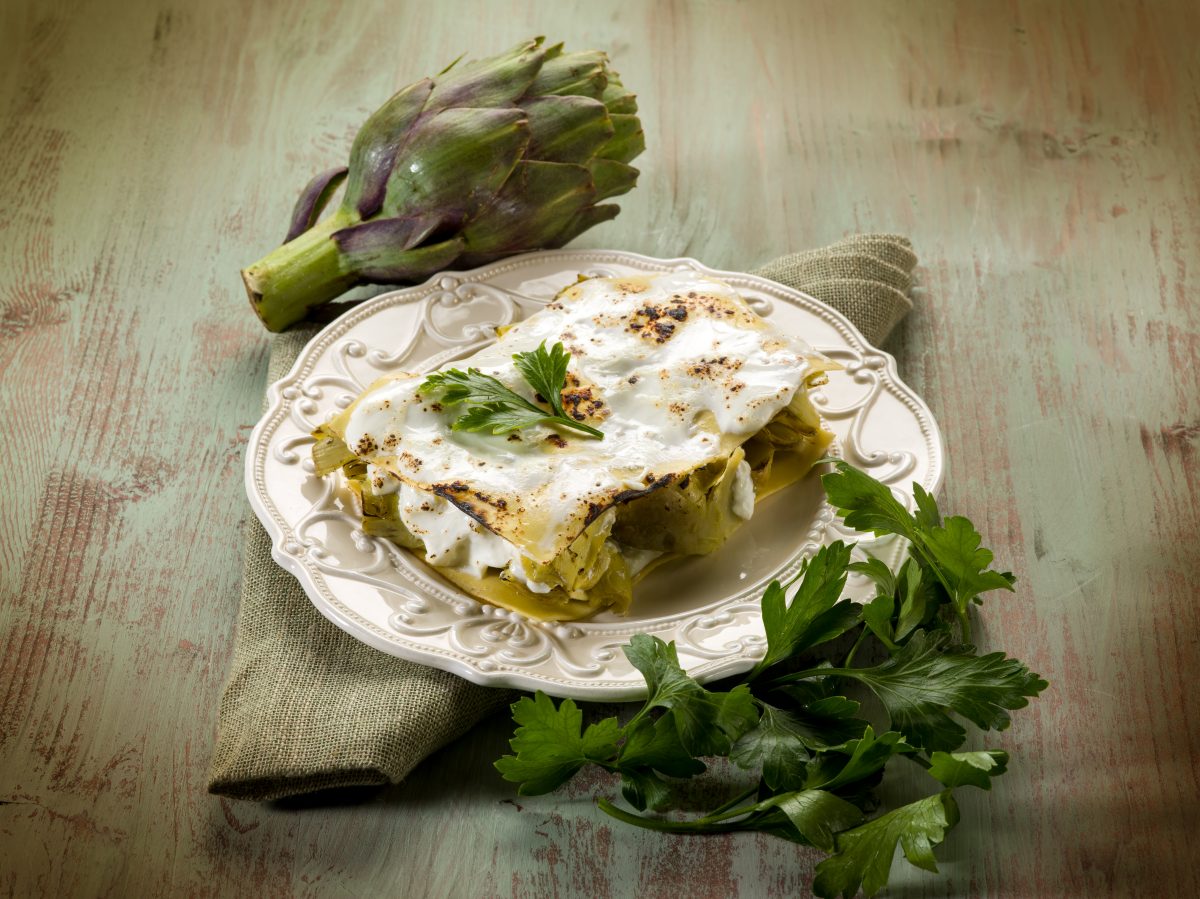 lasagna con carciofi AdobeStock 46214418