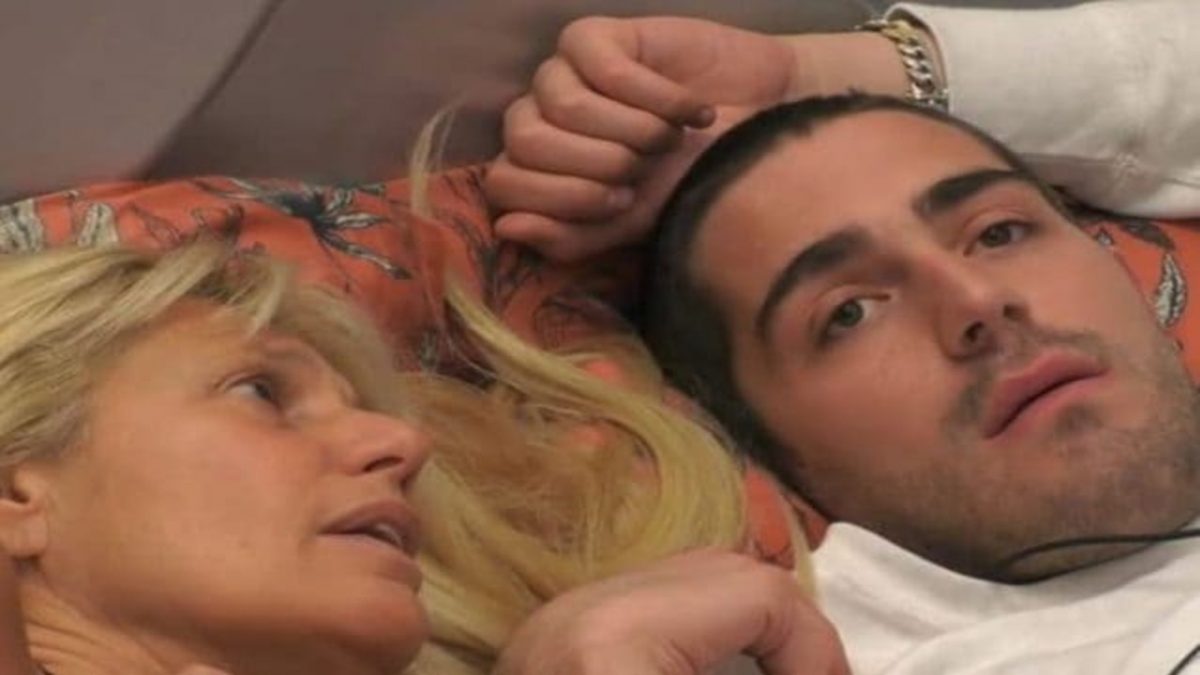 maria teresa ruta riguardo al Schermata 2020 11 25 alle 07.37.55 638x425 1