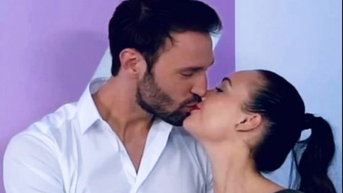 andrea zenga e rosalinda scoop 350c52a8 d8cf 423e 94e8 d3ce3785aac9