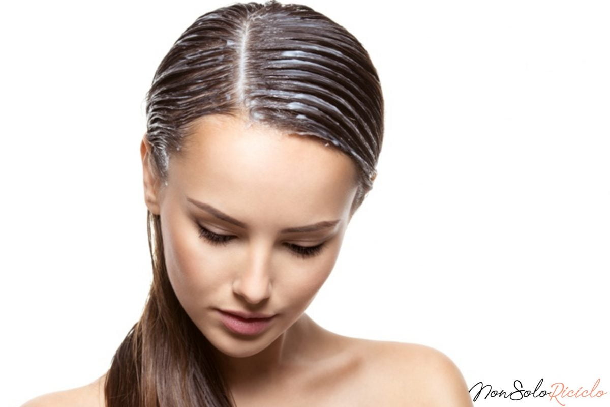 capelli grassi provate questa maschera 7
