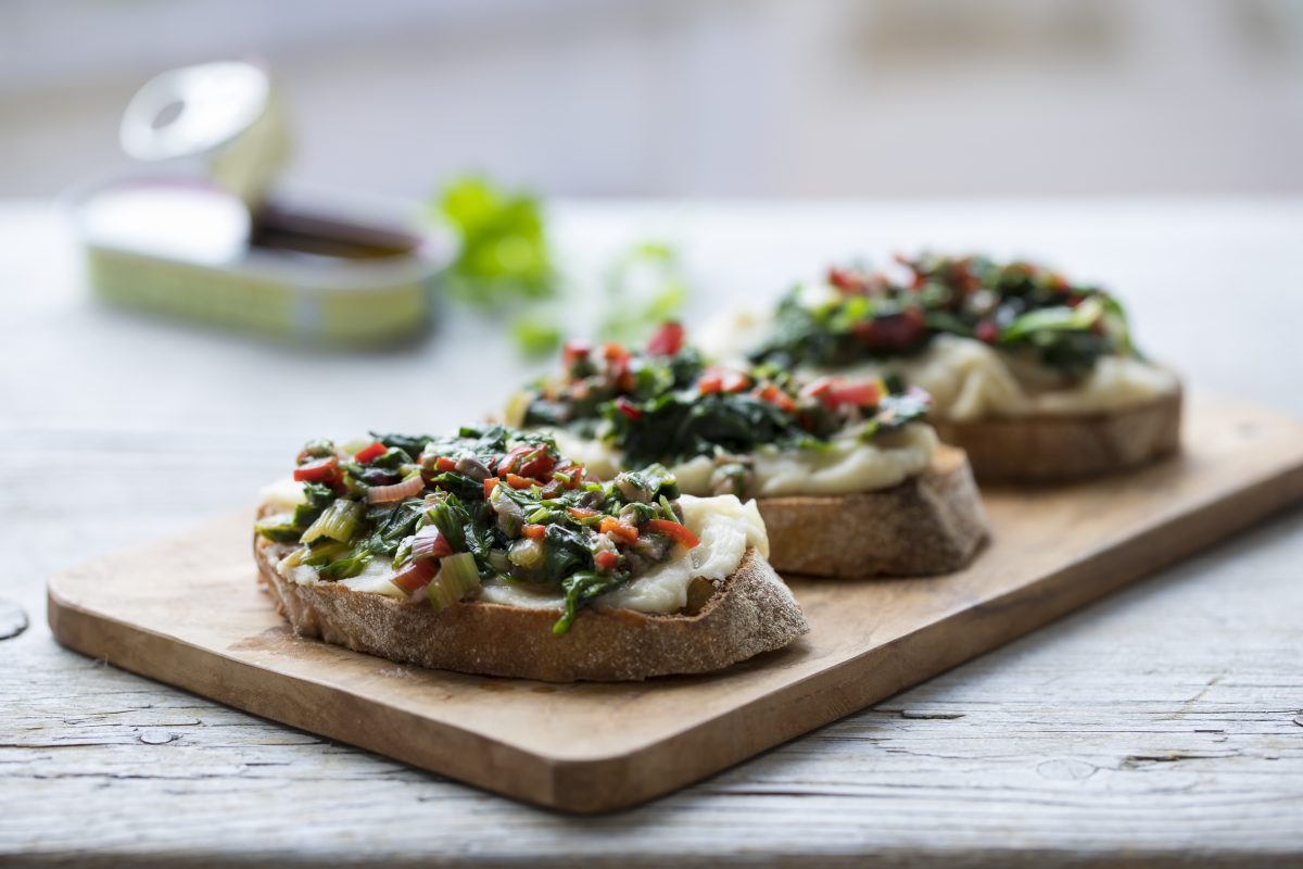 crostini veloci 5 ricette facili AdobeStock 423056544