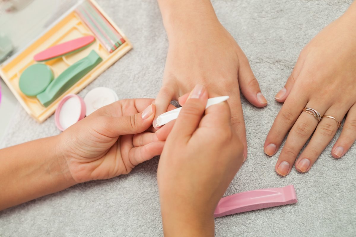 la manicure giapponese e il AdobeStock 61568664