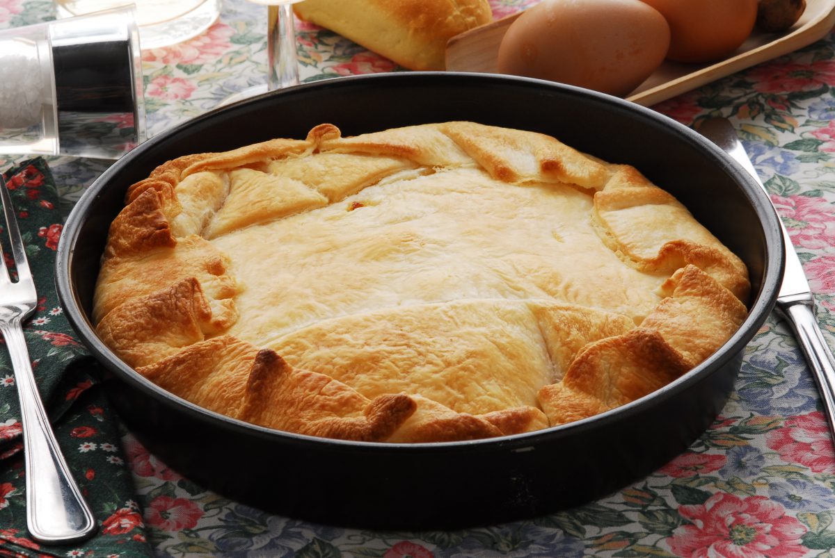 la torta pasqualina classica la AdobeStock 11991106