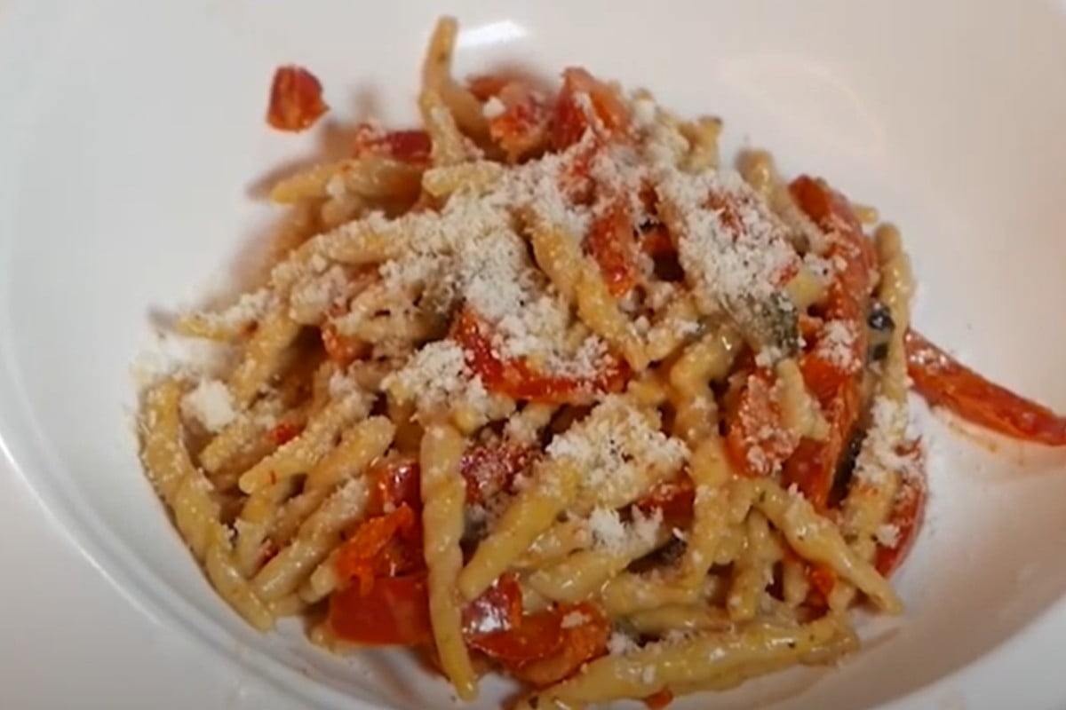 pasta con crema di peperoni pasta con i peperoni