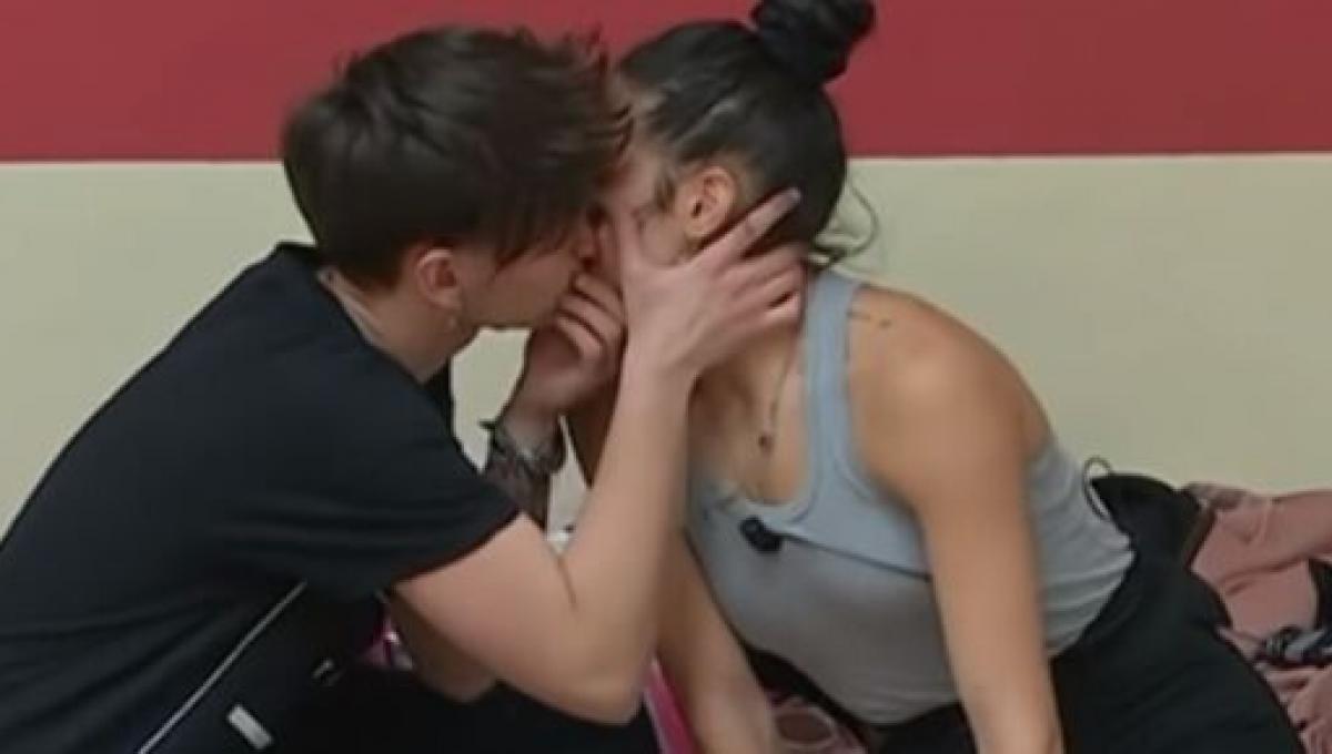 temptation island rosa e deddy amici anticipazioni 3 puntata dennis e la sua fidanzata allo scontro finale 2606044