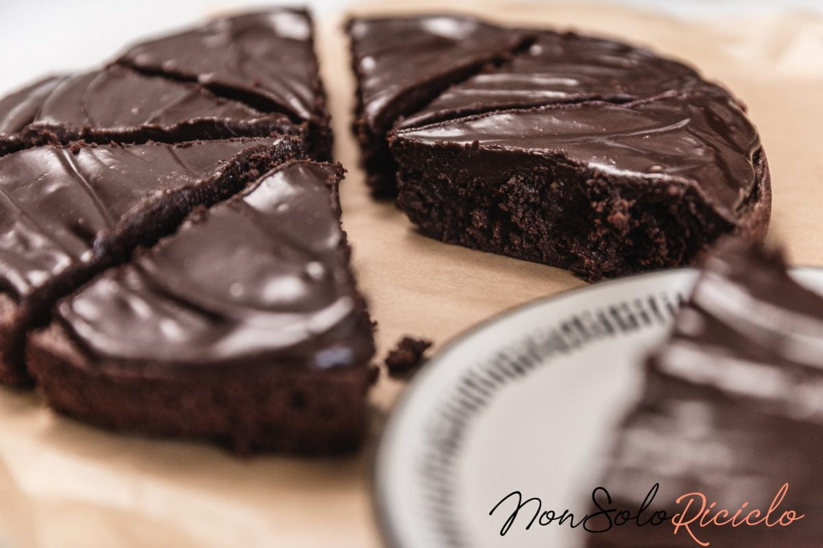 torta cremosa e ricoperta al 1