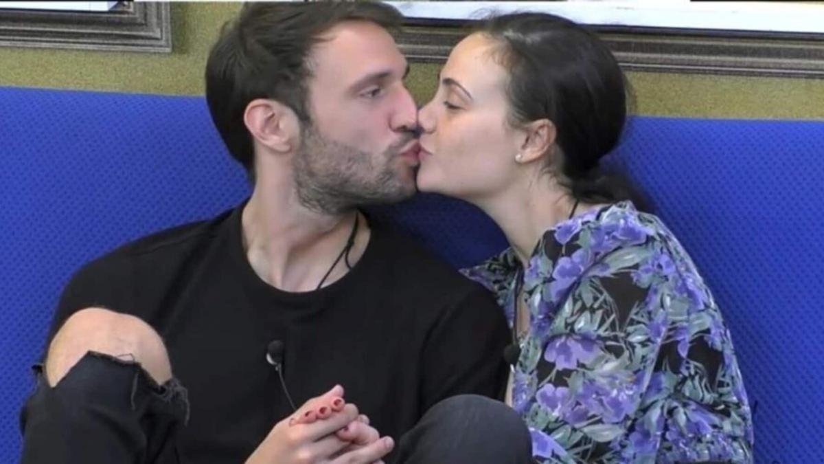 andrea zenga mette un freno andrea zenga e rosalinda cannavo 2607342