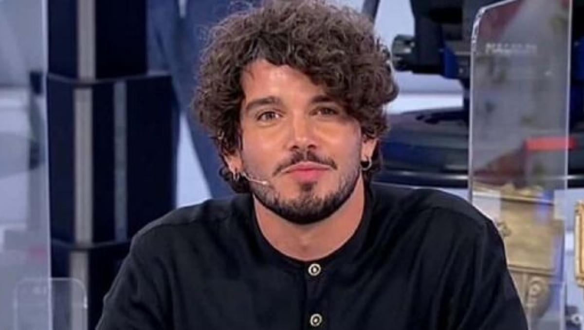 isola dei famosi gianluca de uomini e donne gianluca de matteis cade dalla moto e va al pronto soccorso 2620342