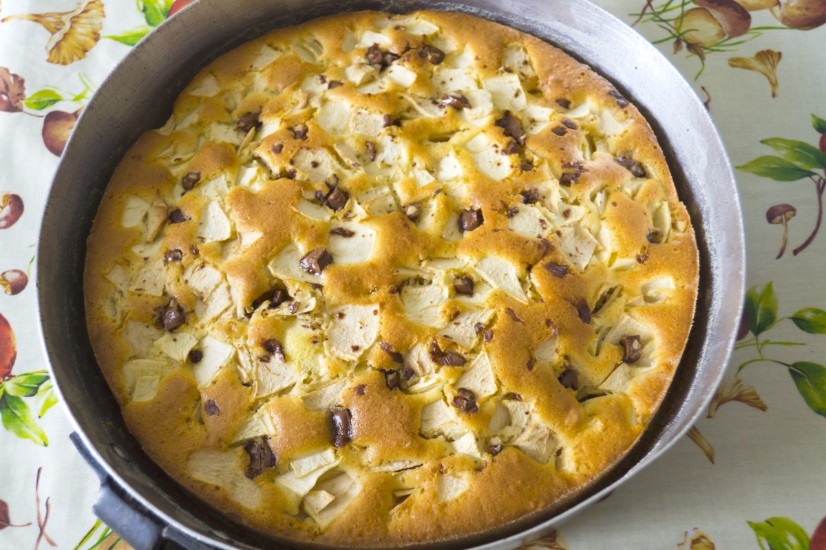 la torta di mele light AdobeStock 40990316