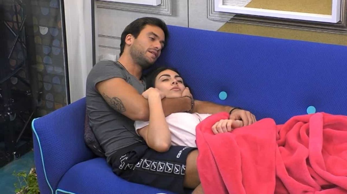 le iene giulia salemi organizza 94c88fde fe01 4e4d a714 ef71ea3dc912