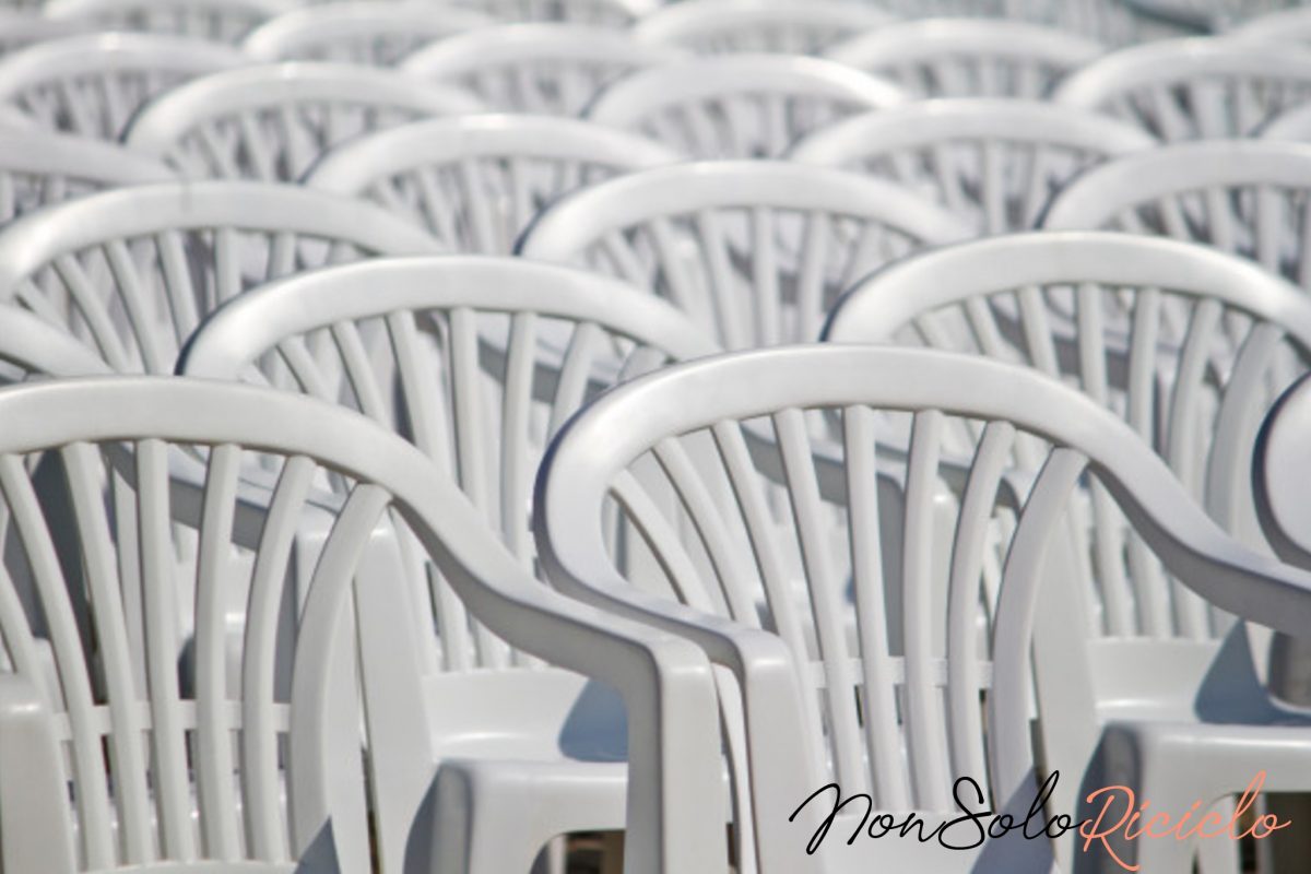 mobili da giardino ingialliti i 8