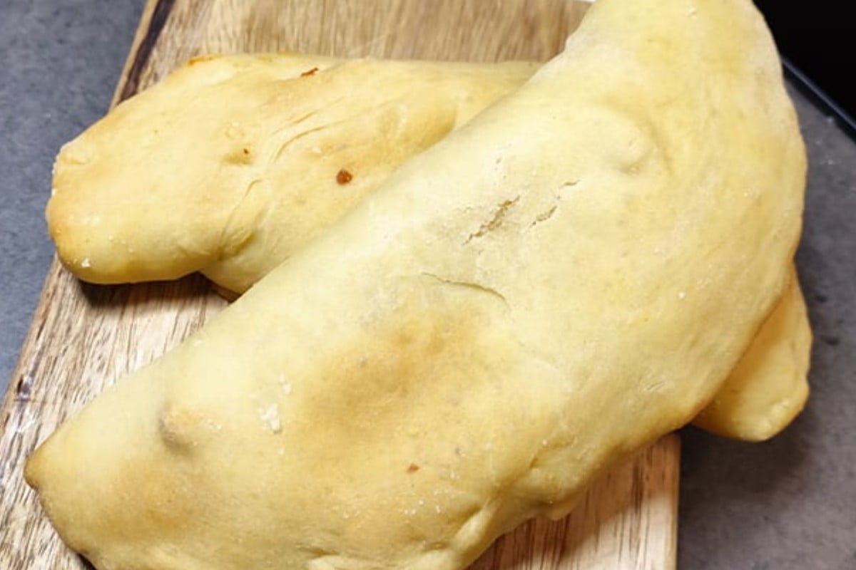 panzerotti morbidissimi al prosciutto cotto panzerotti al forno