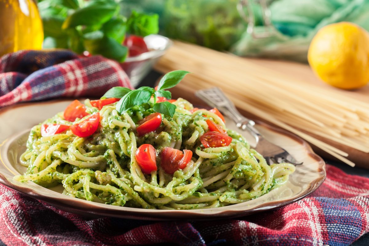 pasta al pesto di fagiolini AdobeStock 213915487