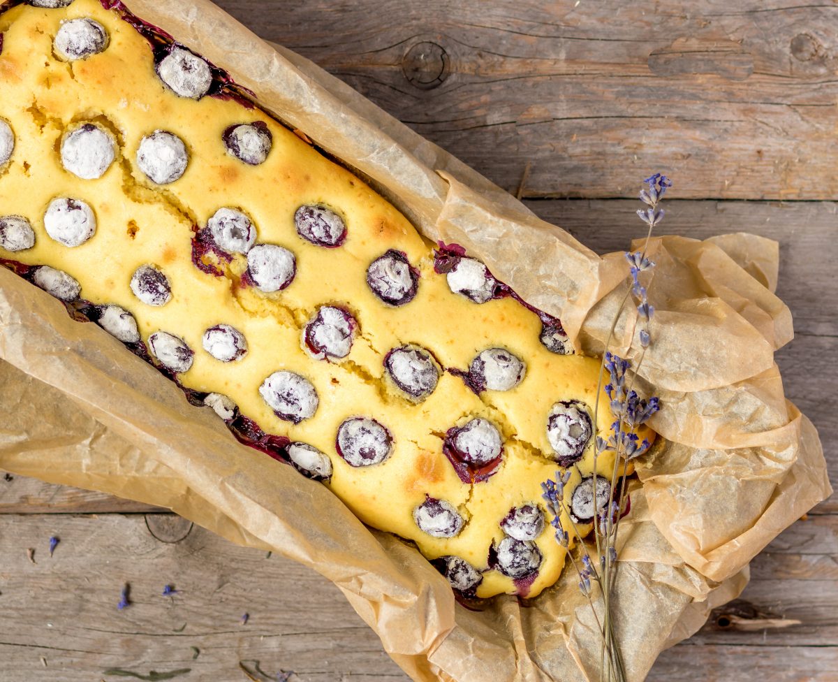 plumcake sofficissimo ricetta al volo AdobeStock 377917076