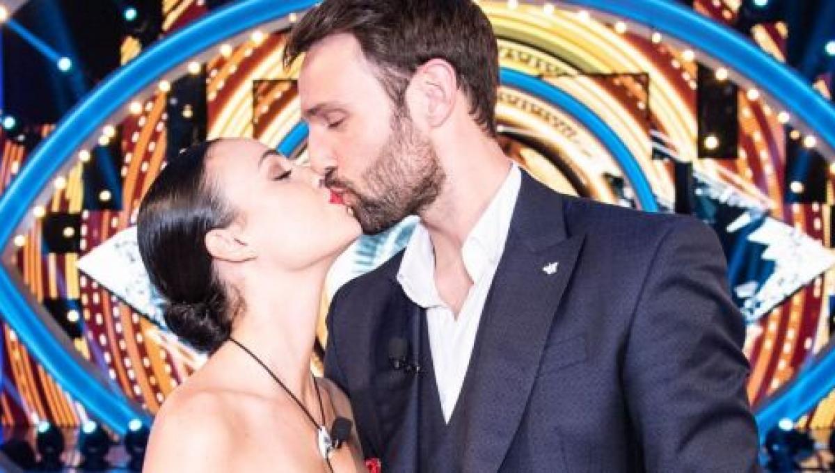 rosalinda cannavo arrabbiati sisma con gf vip andrea zenga sul rapporto con adua sono un poco cottarello 2592056