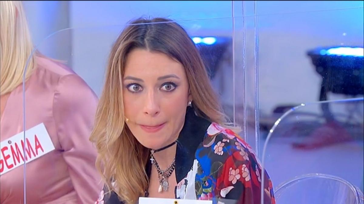 uomini e donne anticipazioni 6 uomini e donne anticipazioni 27 aprile elisabetta potrebbe chiudere con luca 2616080