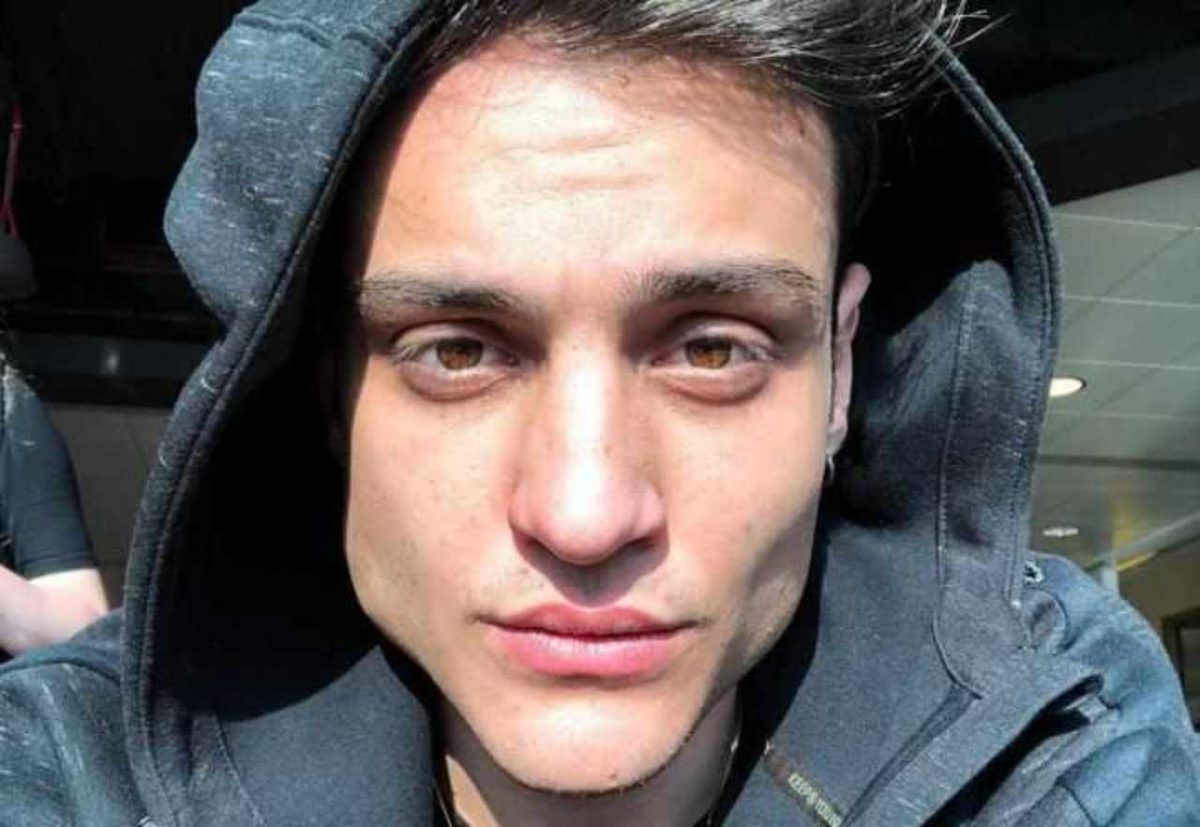 awed vita privata biografia lavoro simone paciello awed