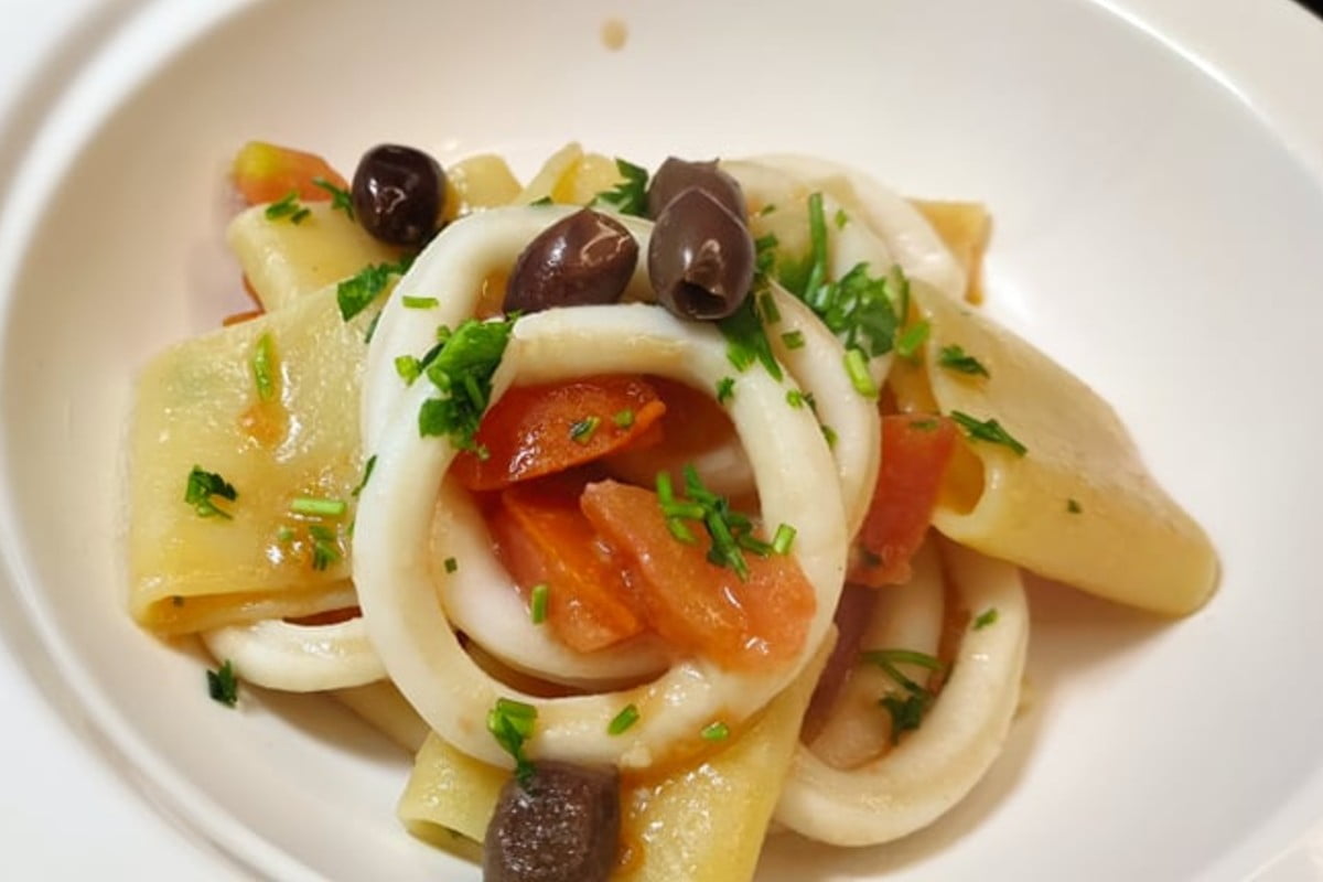 calamari coi paccheri il primo paccheri con calamari