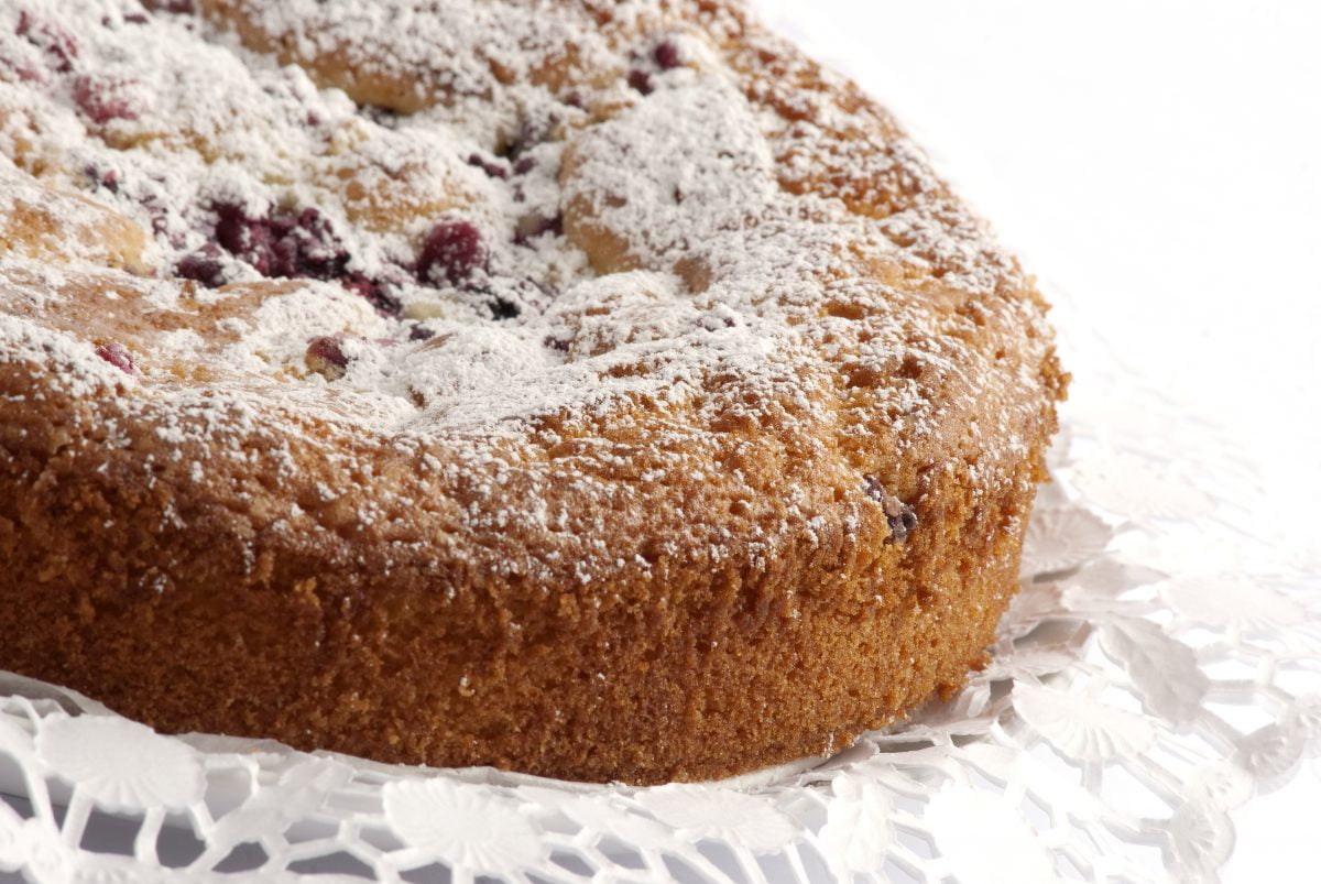 la torta ai frutti di AdobeStock 29321237