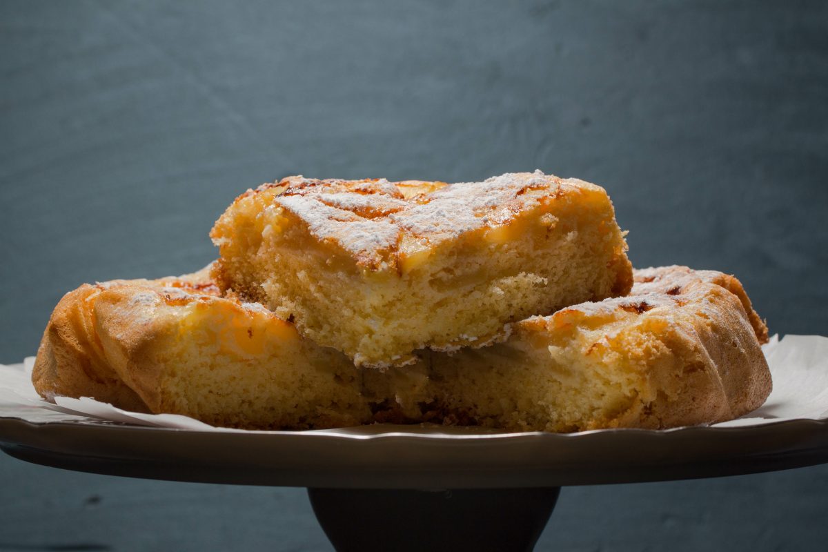 la torta di mele e AdobeStock 130894997