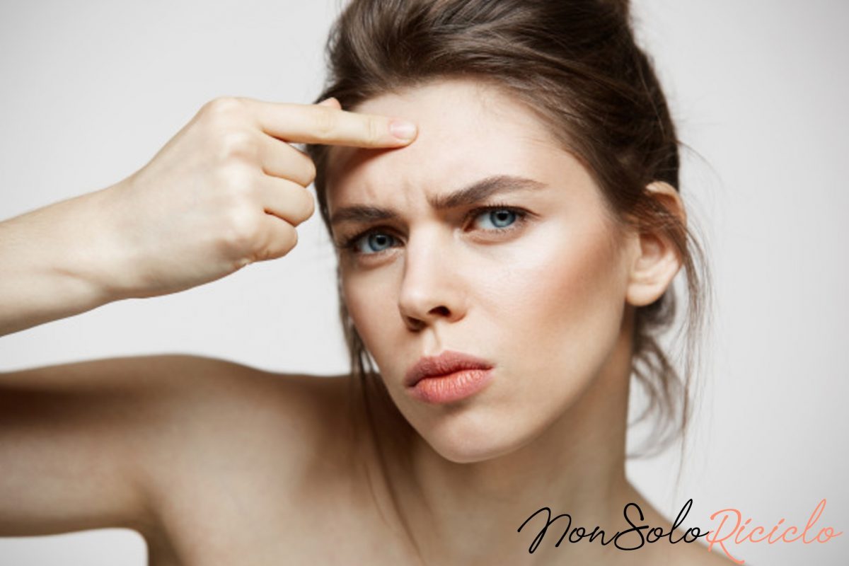 pelle lucida e unta la 5