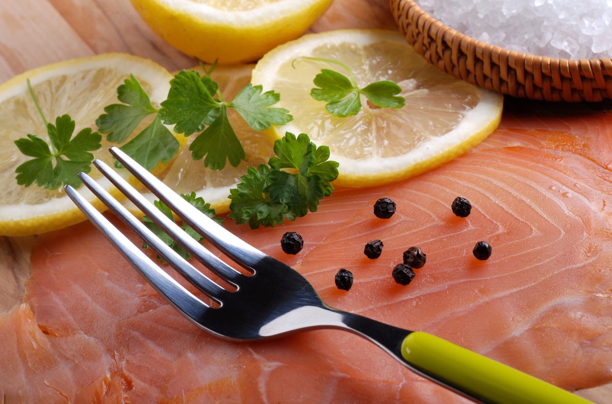 salmone affumicato scopri una ricetta AdobeStock 52812911 1