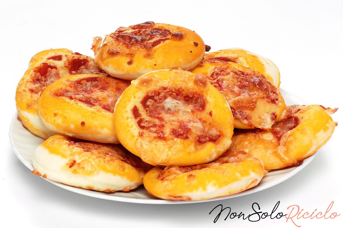 pizzette 3 ingredienti 15 minuti 4