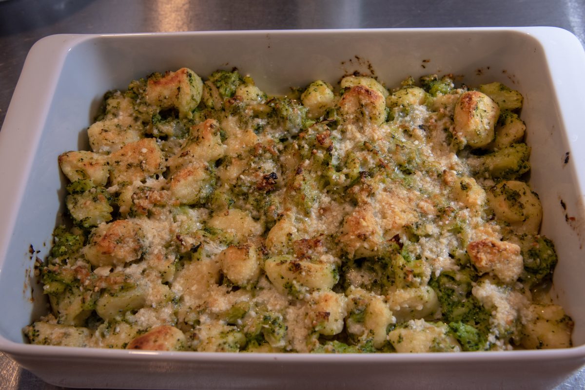 scopri un modo nuovo e AdobeStock 250927093